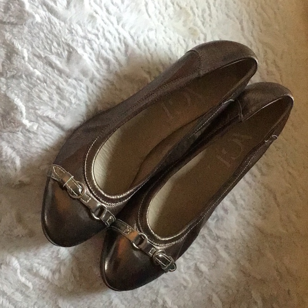 ❗️AGL buckle metallic heels